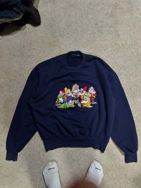Vintage 90s Disney Snow White & Seven Dwarfs Embroidered Navy Crewneck Sweatshir